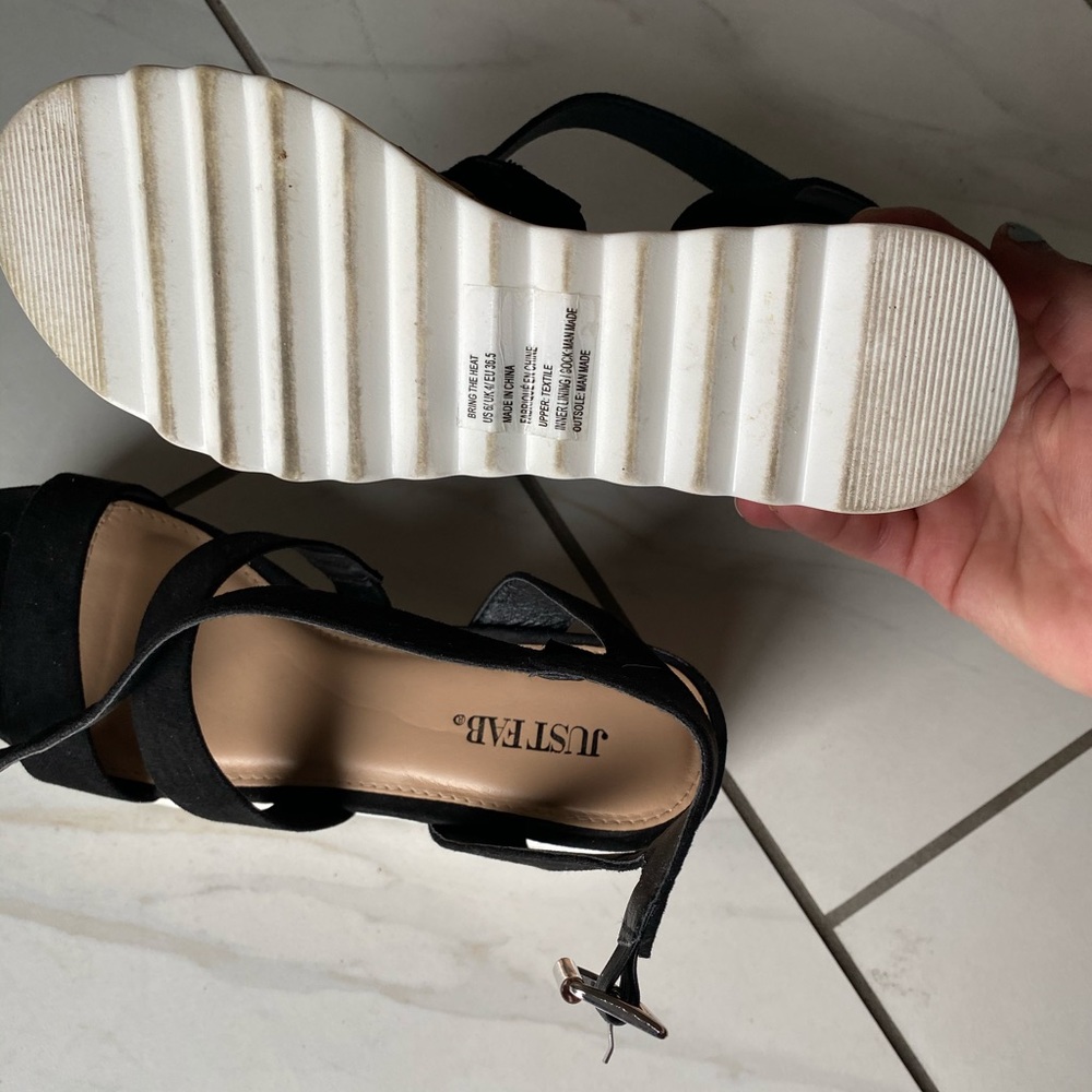Platform Sandals - Picture 3 of 3
